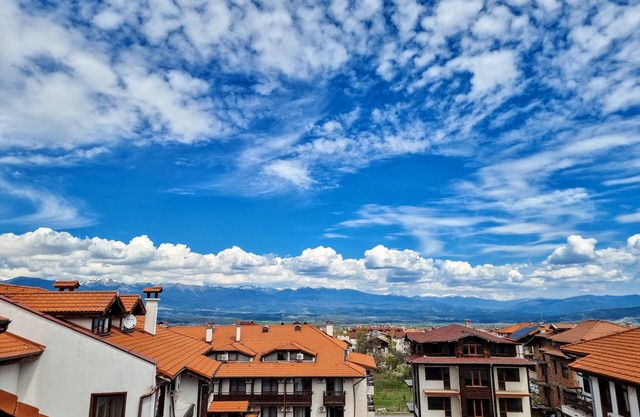 Mountain Paradise 1 - 1 Bedroom South facing balcony - 300mbps Wi-fi