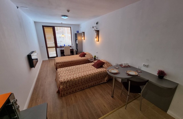 Mountain Paradise 2 - Quiet Cosy Studio - Balcony, Wifi