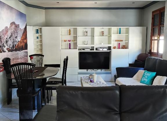 Mountain Summer Houses - Mountain View