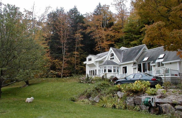 Mountain Valley Retreat