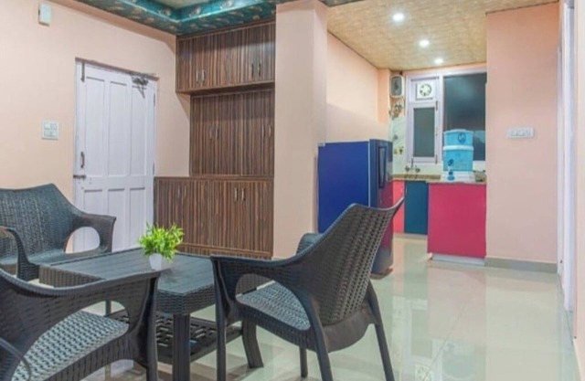 Mountain View 2BHK | Humble Homestay | 8km Mall