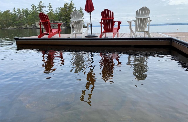 Muskoka lakefront cottage for families, on the "Big Three"!
