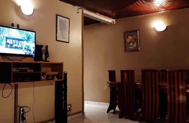 Mvogo's House, Etoudi, Quality accomodation