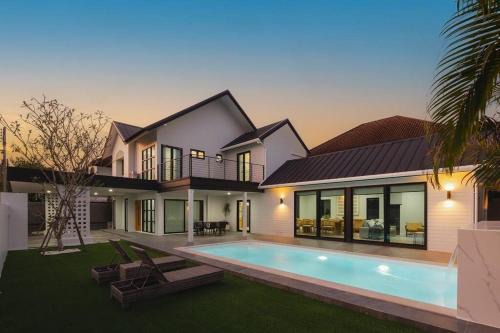 MW'S House