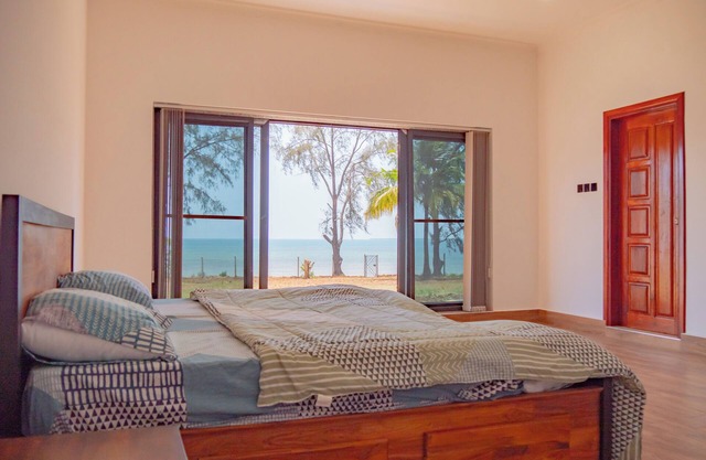 MWAMBANI BEACH VILLAS