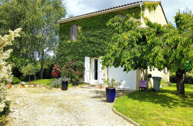 My cocoon between Toulouse-la mer and the Pyrenees