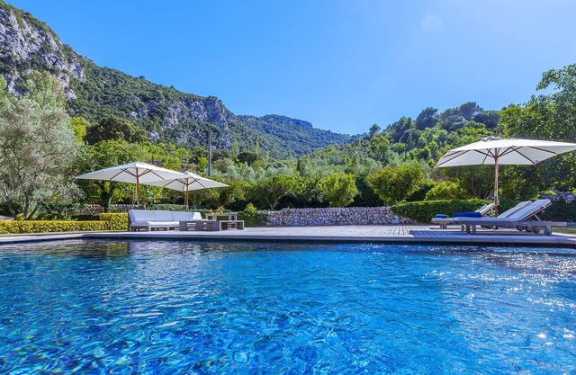My Rental Homes - Villa Valldemossa with private pool and large garden