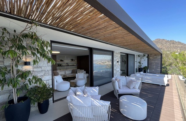 Mystique Luxury Suite