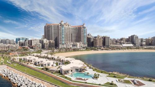 Nabeel Homes - Four Seasons Penthouse Panorama