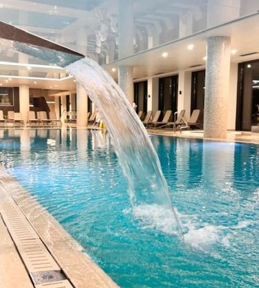 Nadmorskie Tarasy Apartament SORRENTO z garażem,basen, sauna,jacuzzi