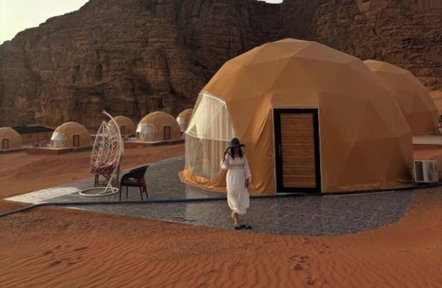 Nael desert camp & tour