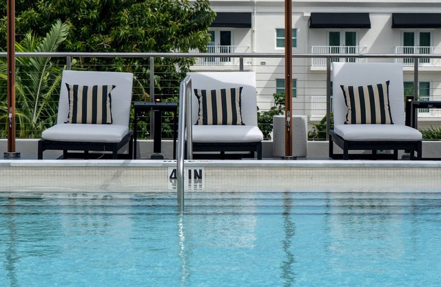 Nassau Suite South Beach - an All Suites Hotel