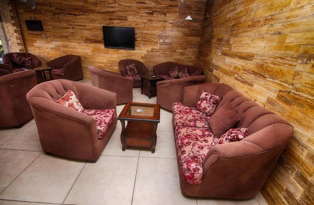 NATROSE HOTEL APARTMENT