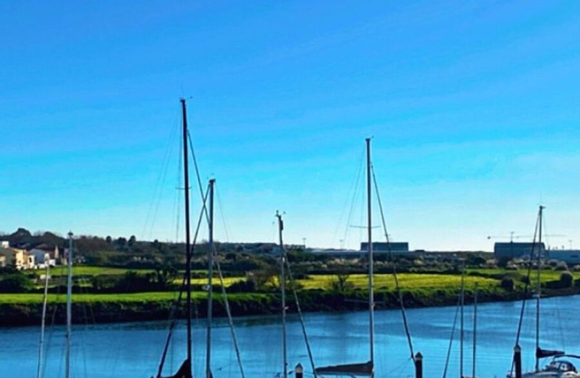 Naval Guest House & Bistrô