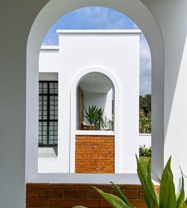 Ndani House