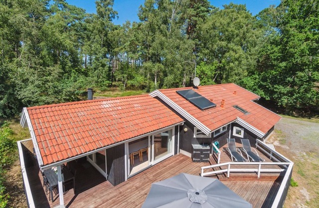 "Nea" - 600m from the sea by Interhome