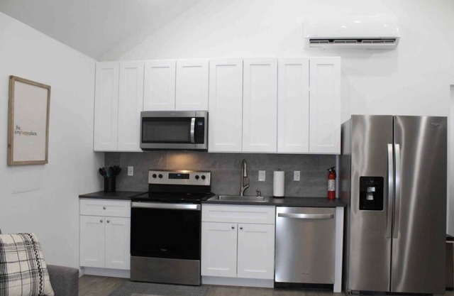 Near Buffalo River ~sleeps 5 ~ secluded