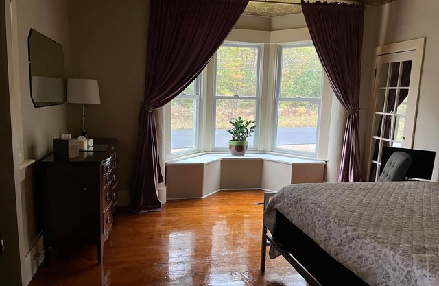 Near Ragged Mountain and Sunapee! Wilmot House @ Kimpton Brook