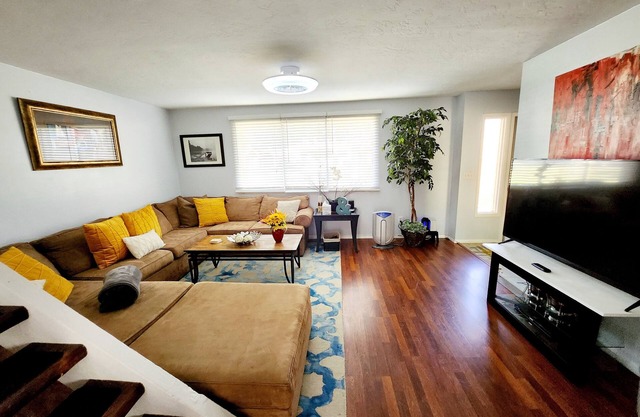 Near the heart of Old Town Scottsdale - 3 bedroom, 2.5 bath Condo
