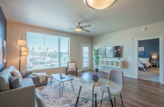 Near TPC & DT Tempe | Pool,Gym,Balcony,W/D,Parking