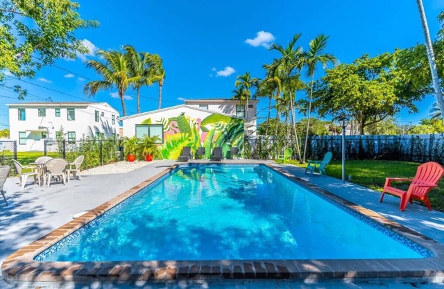 Near Wynwood | Pool Onsite | Smart TV | Fast WiFi