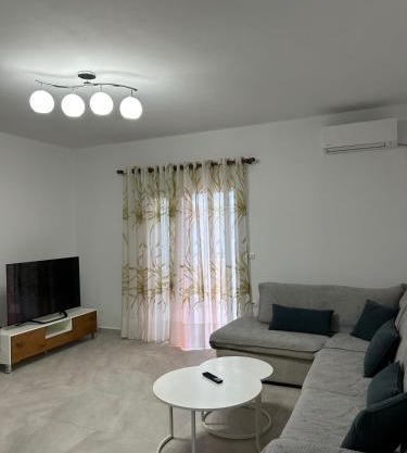 Neli Villa & Apartments