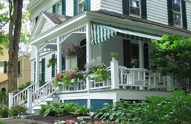 Nelson Pines Blue Room - 1 of 3 private rooms in classic home in Cooperstown