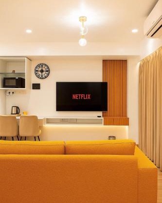 Neon Vimannagar studio near Pune Airport Symbiosis College 5 min walk