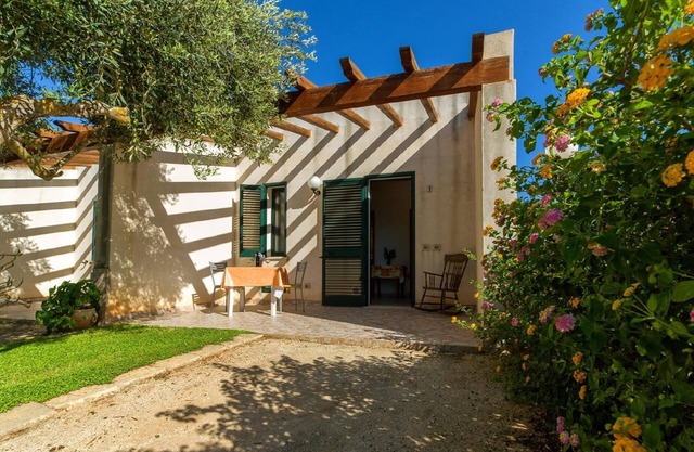 Nette Wohnung in Marsala mit Grill, Terrasse und Garten