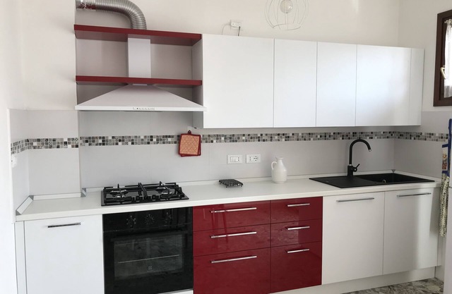 New and Lovely Apartment, 10 minutes from Venice, 2 bedrooms, air conditioning.