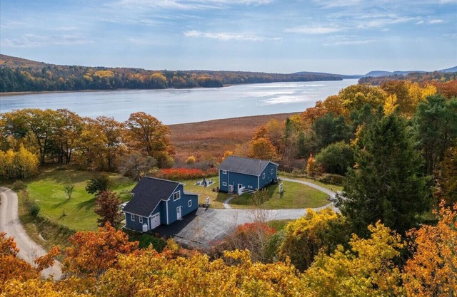 New and Stunning Coastal Oasis - Grand Water Views, A/C, Pets, Firepit, Yard