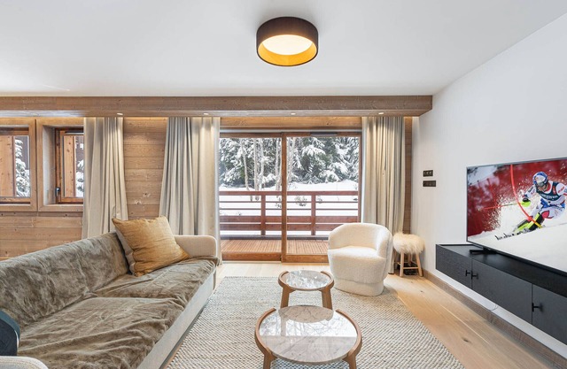 New Apartment with Wellness Area, Near Slopes and Alpine Views