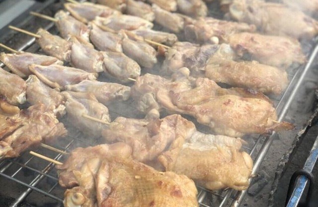 New cozy apartment, 300m away from MRT Suthisan station Unit*7