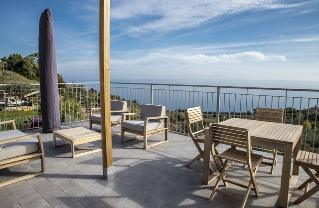 New flat in Villa with large sea view terrace