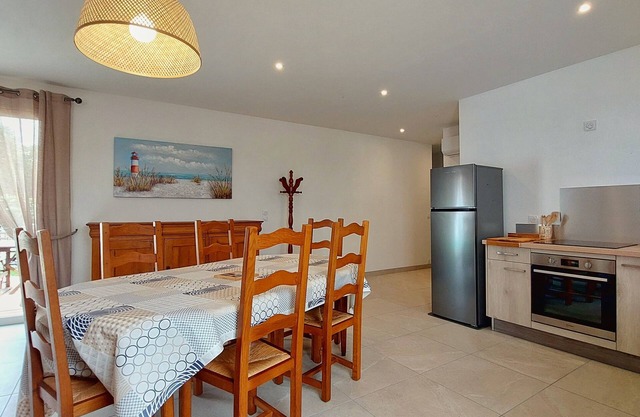 NEW house in La Cotinière. FROM 72nd PER NIGHT