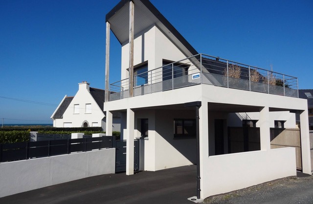 NEW HOUSE NEAR AND SEA VIEWS TREVOU-TREGUIGNEC THE ROYAU