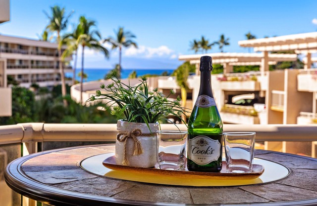 New Listing! Unique, modern 2bd close to the beach