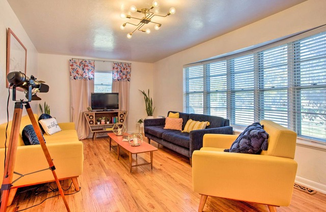 NEW LISTING! Whitewood Farm (4-Bedroom Farmhouse) - Pets Allowed by RedAwning