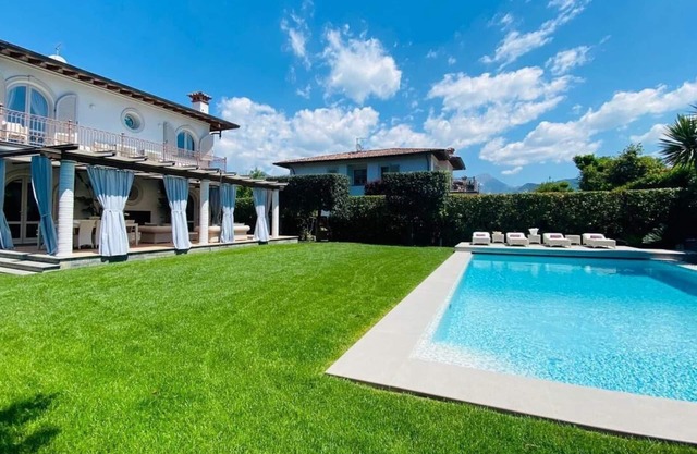 New modern style villa with heated swimming pool