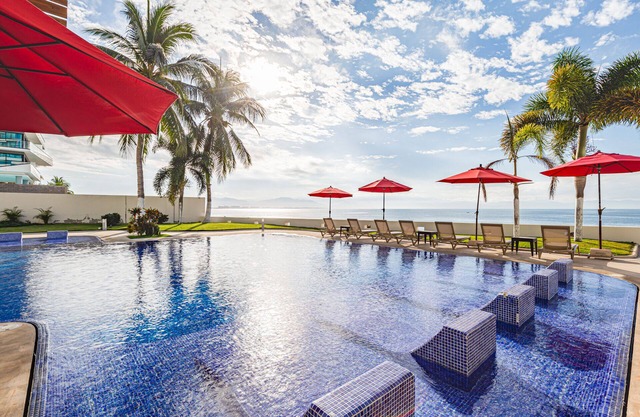 New Ocean Front PH Bucerias 2Bed/3Bath Barlovento