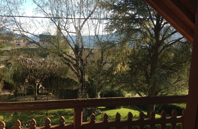 New on Aix-les-Bains: old renovated with garden.