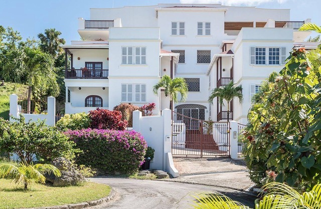 New Owner | nBeach Walk | 3 Bed family Condo close to Gibbes & Mullins Beach