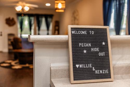 New Pecan Hide Out is a Rustic Home with Fire Pit and Tree House
