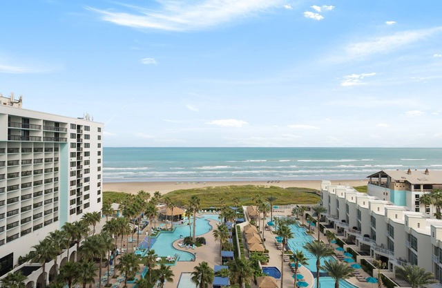 NEW! Prestigious Luxury * Beach & Bay Patios * XL Size