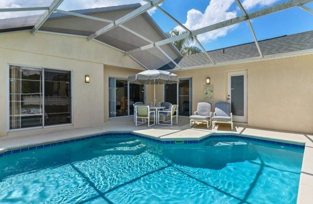 NEW! Reserve Retreat - Gated 4BR with Pool Near Disney