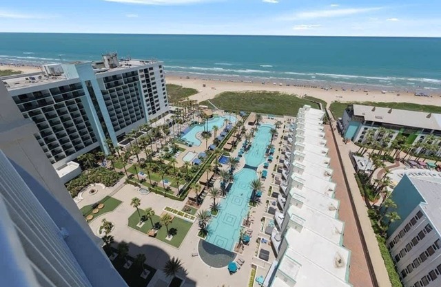 NEW! Stunning 17th Floor * SpaceX Direct Views * Luxe