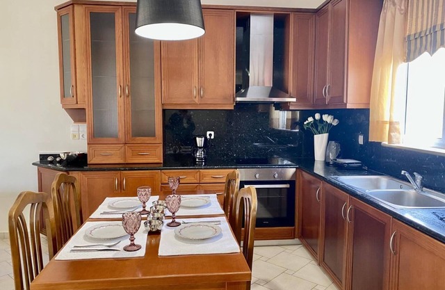 New superior-bright apartment 5 min from beach and center