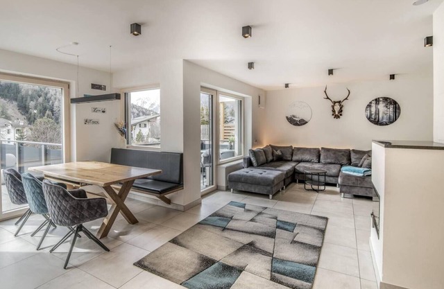 NEW! Villa Tribulaunblick – Style, Terrace, Alps