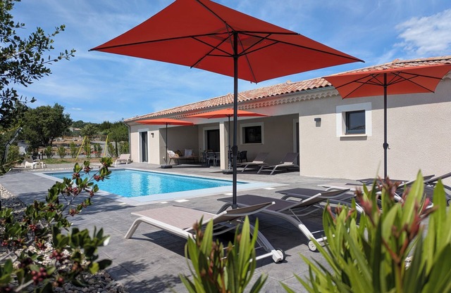 New Villa Floria* with Private Heated Pool in South Ardèche