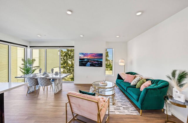 Newly Built 2BR in the Heart of Hollywood